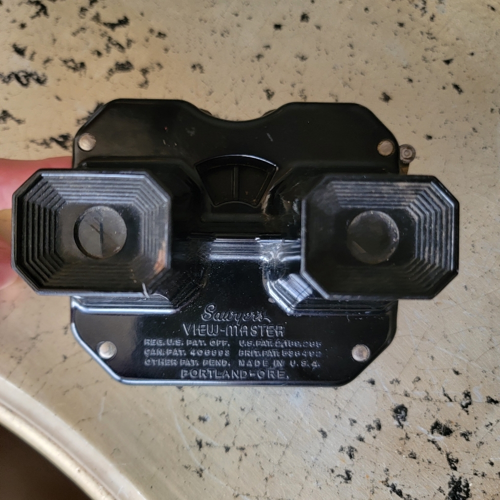 Vintage Bakelite Sawyer’s VIEWMASTER. Circa 1940-1950’s